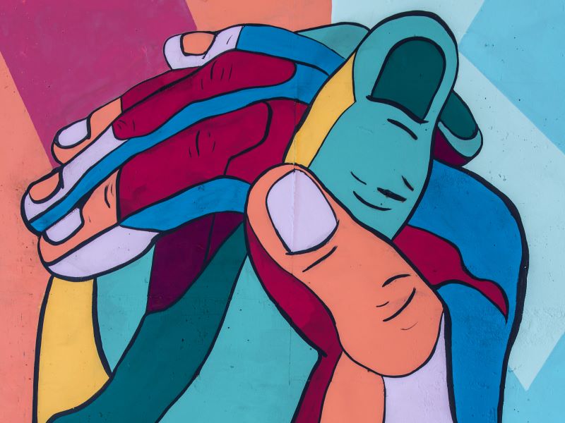 Promoting community and inclusiveness to diverse and dispersed students 