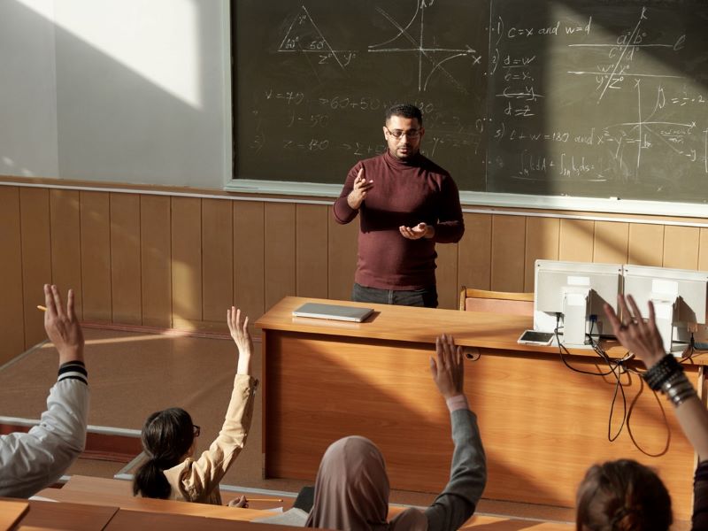 Rebalancing research and teaching within universities: rethinking recognition and reward