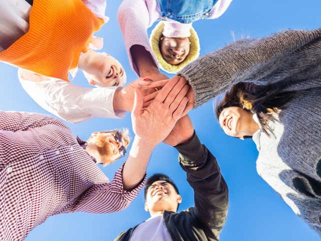 Why we start undergraduate transdisciplinary research from day one