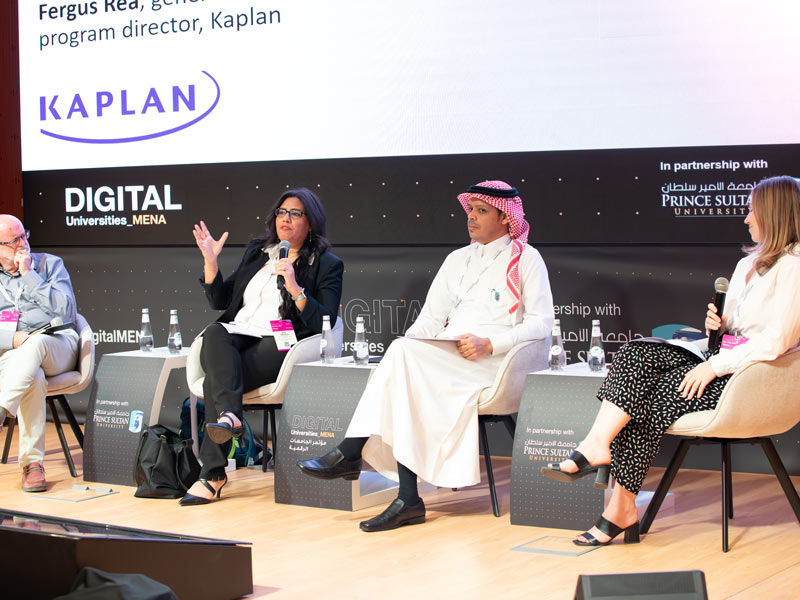 Measuring the quality of online degree programmes to improve student success