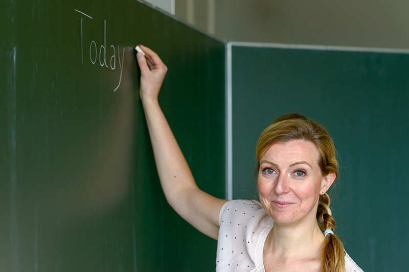 Changing instructor behaviour to improve learning for university students with ADHD