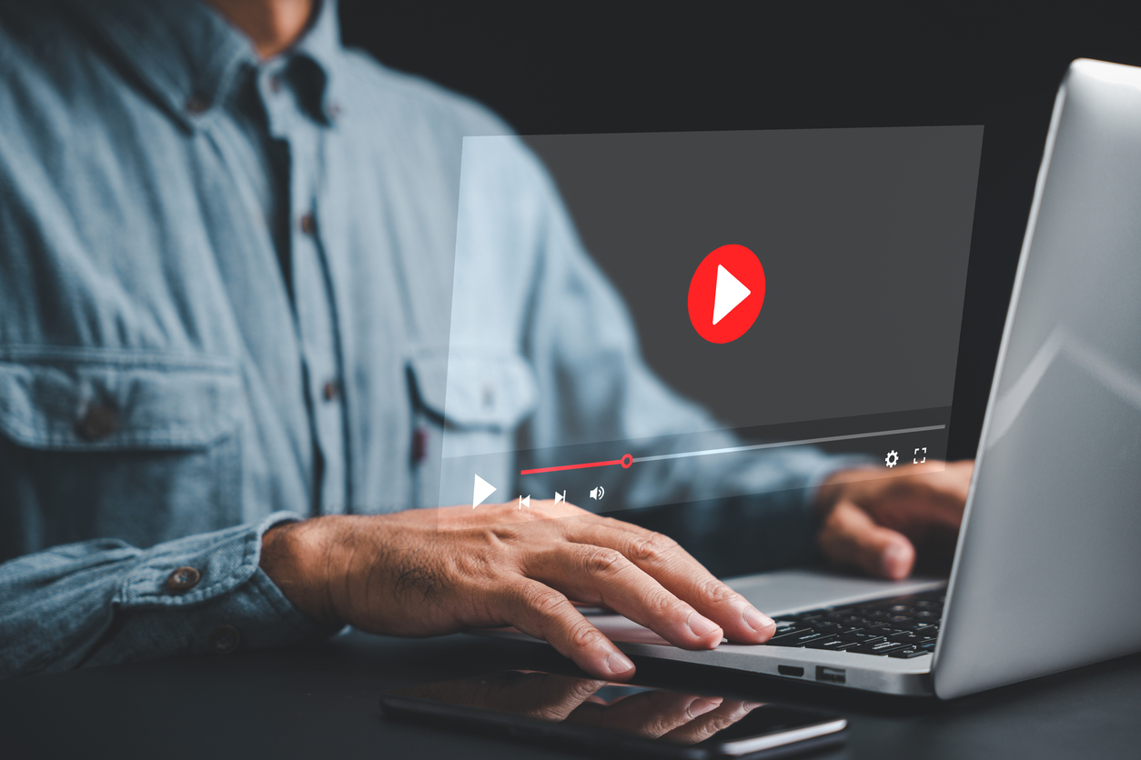 How to collaborate successfully with big business
