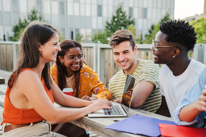 Give students the skills to communicate across disciplines