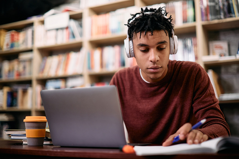Tips for successful asynchronous teaching: creating engaging content, part one 