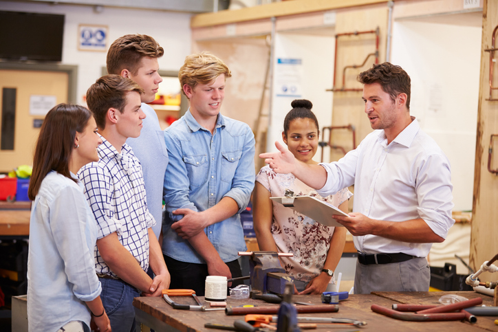 Graduate apprenticeships need link tutors – but who’s looking after them?