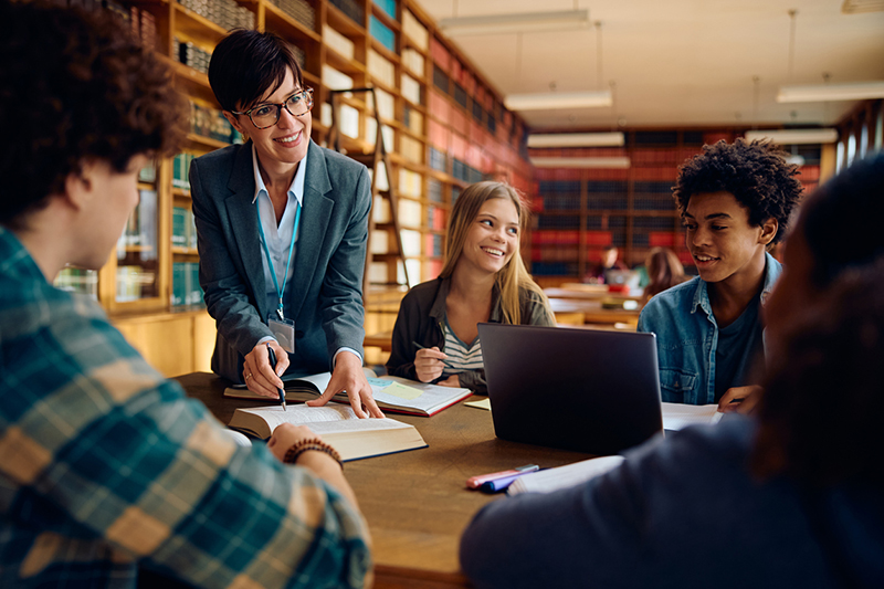 Using university library outreach to demystify the transition from high school to higher education